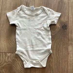 Colored Organics Cream and Green Bodysuit Soft Cotton Essential